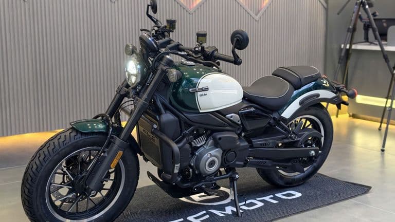 Mô tô số tự động CFMoto 450CL-C AMT ra mắt Việt Nam, giá 167 triệu đồng